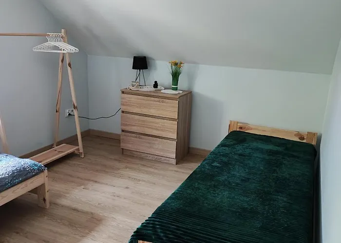 Pod Groniem Nyaraló